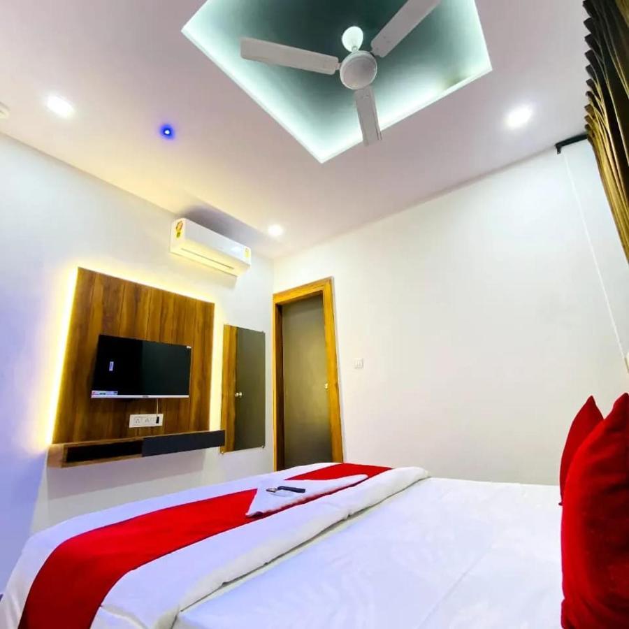 Hotel Nova Rooms Atlanta Shopping Сурат Екстер'єр фото