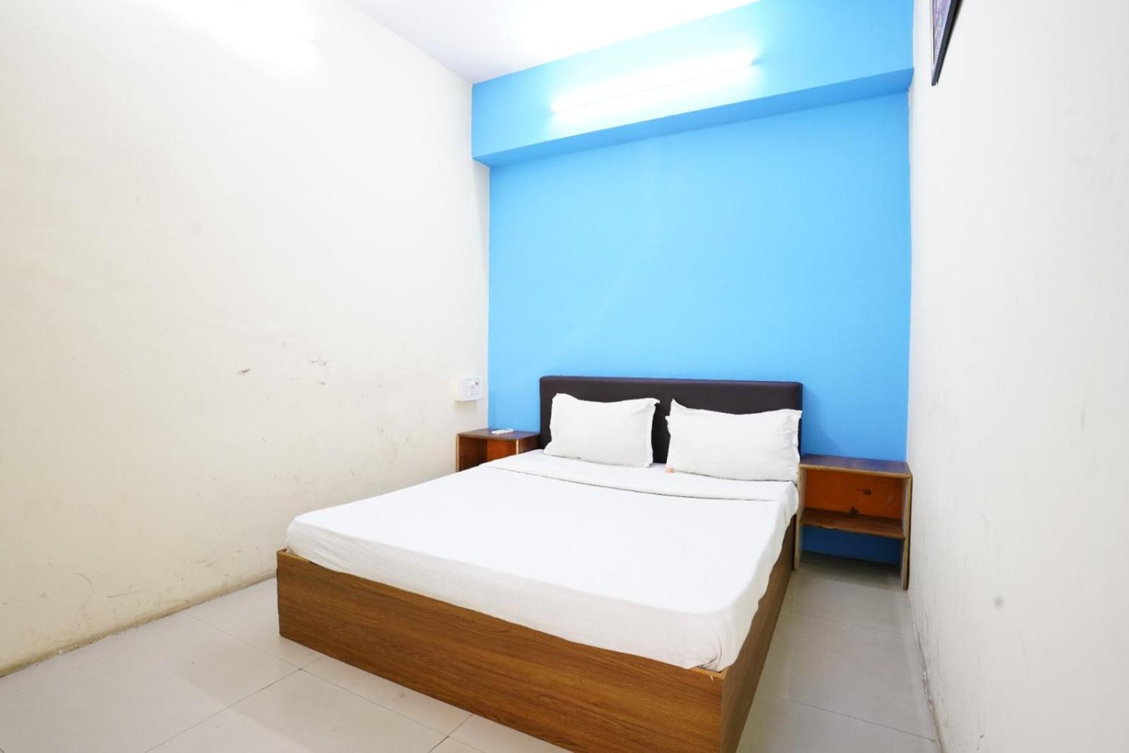 Hotel Nova Rooms Atlanta Shopping Сурат Екстер'єр фото